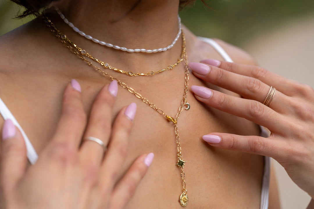 Cosmic adjustment necklace