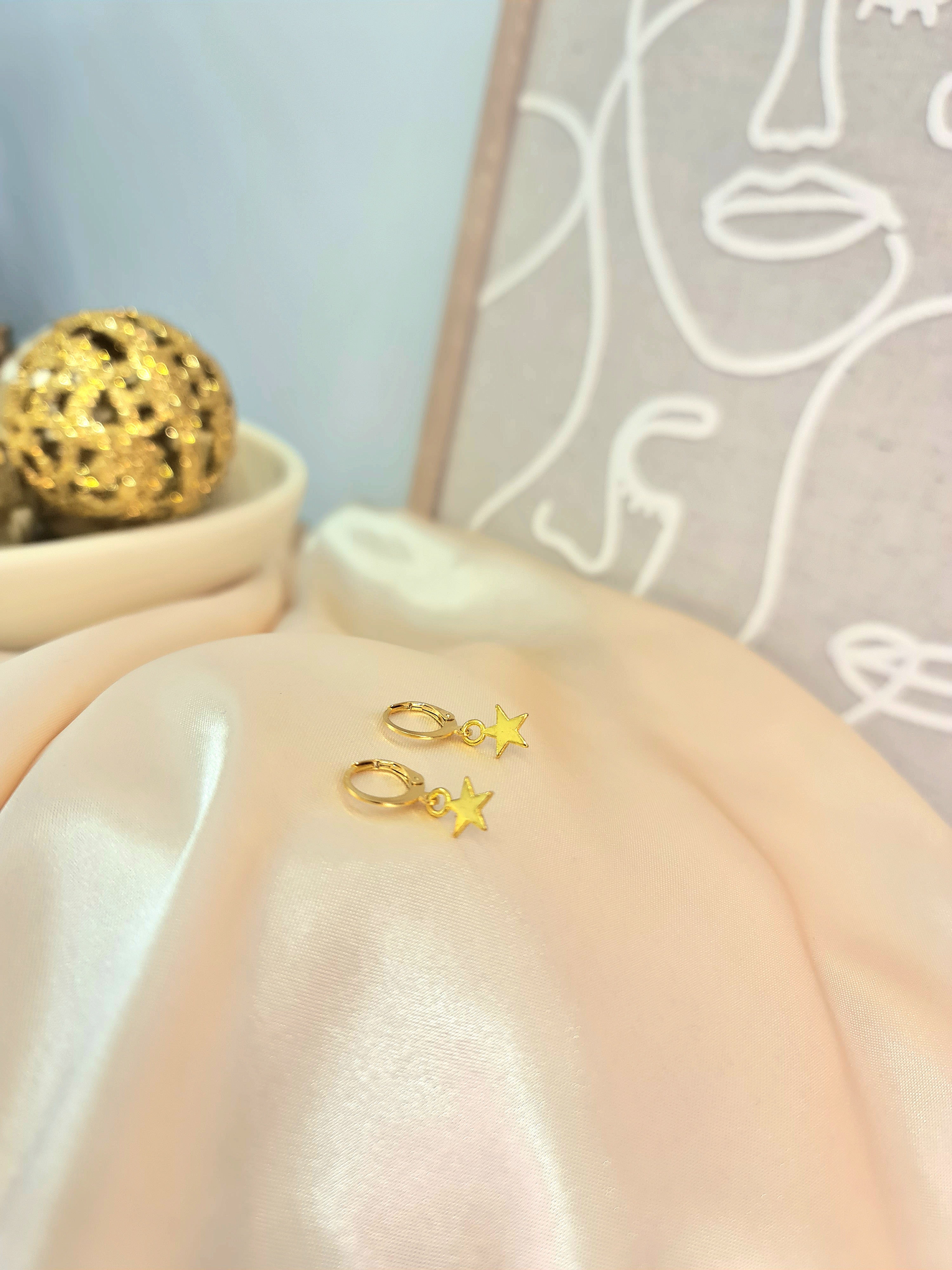 Lucky star hoops image 0